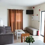 O Paraiso Do Sobreiro - *