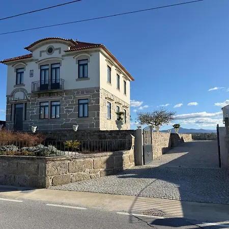 O Paraiso Do Sobreiro - *